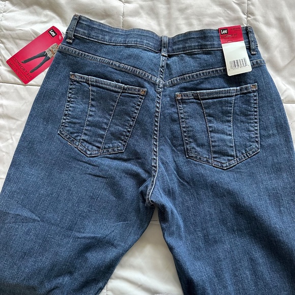 Lee Comfort Fit Barely Bootcut Size 10 M Women's Jeans NWT - Picture 9 of 13